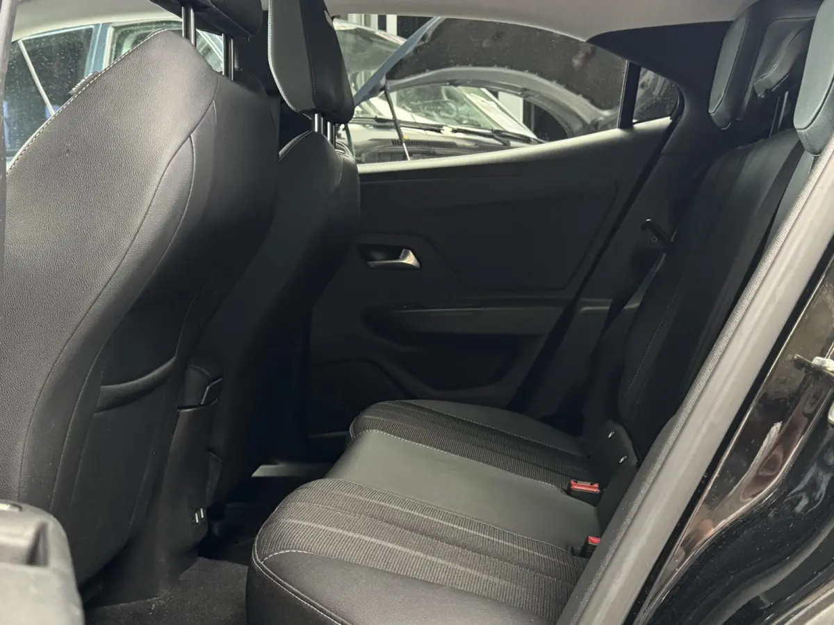 1.2 Elegance | NAP | 1ste eigenaar | Camera | Carplay | Cruise | Clima | Lm velgen | ( Vestiging - Vianen )
