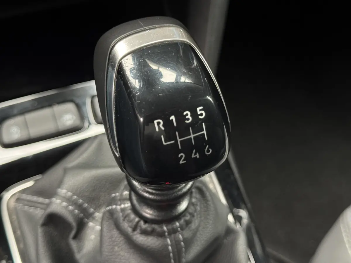 1.2 Elegance | NAP | 1ste eigenaar | Camera | Carplay | Cruise | Clima | Lm velgen | ( Vestiging - Vianen )