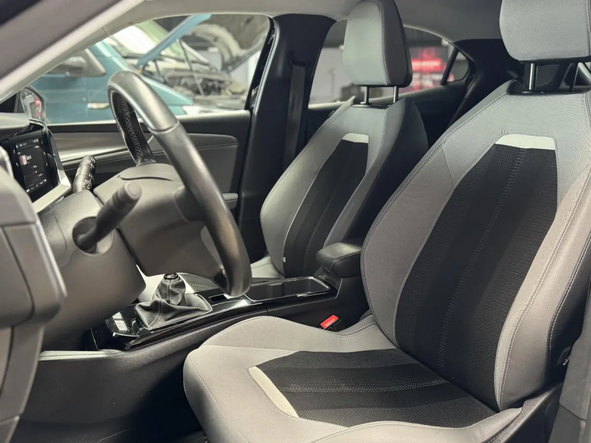 1.2 Elegance | NAP | 1ste eigenaar | Camera | Carplay | Cruise | Clima | Lm velgen | ( Vestiging - Vianen )