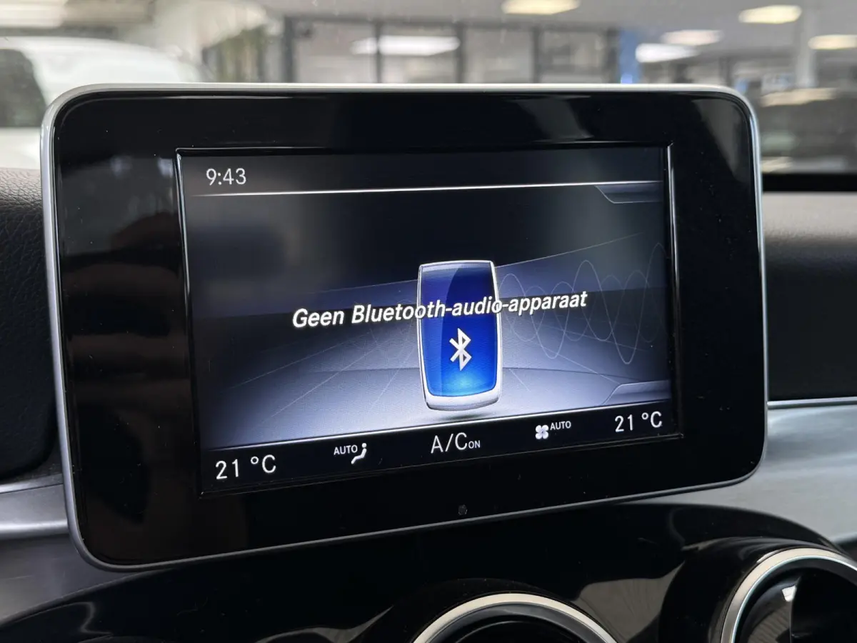C180 Prestige Automaat | Nieuwe APK! | Navigatie | LED Verlichting | Dode Hoek Detectie | Panorama schuif/Kanteldak, Elektrisch | Stoelverwarming | PDC | Automatische Airco | 17"Lmv | Halfle