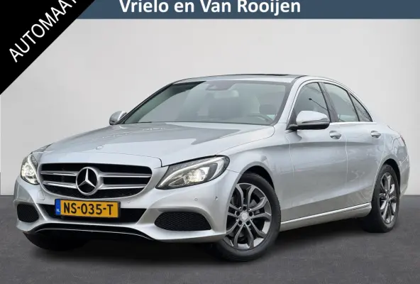 C180 Prestige Automaat | Nieuwe APK! | Navigatie | LED Verlichting | Dode Hoek Detectie | Panorama schuif/Kanteldak, Elektrisch | Stoelverwarming | PDC | Automatische Airco | 17"Lmv | Halfle