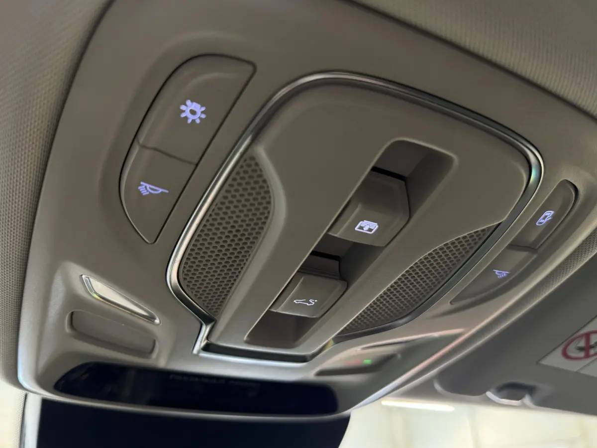 1.5 TGDI Luxury | Automaat | 360 Camera | Navi | Carplay | Pano | elektrische achterklep | ( Vestiging - Nieuwegein )