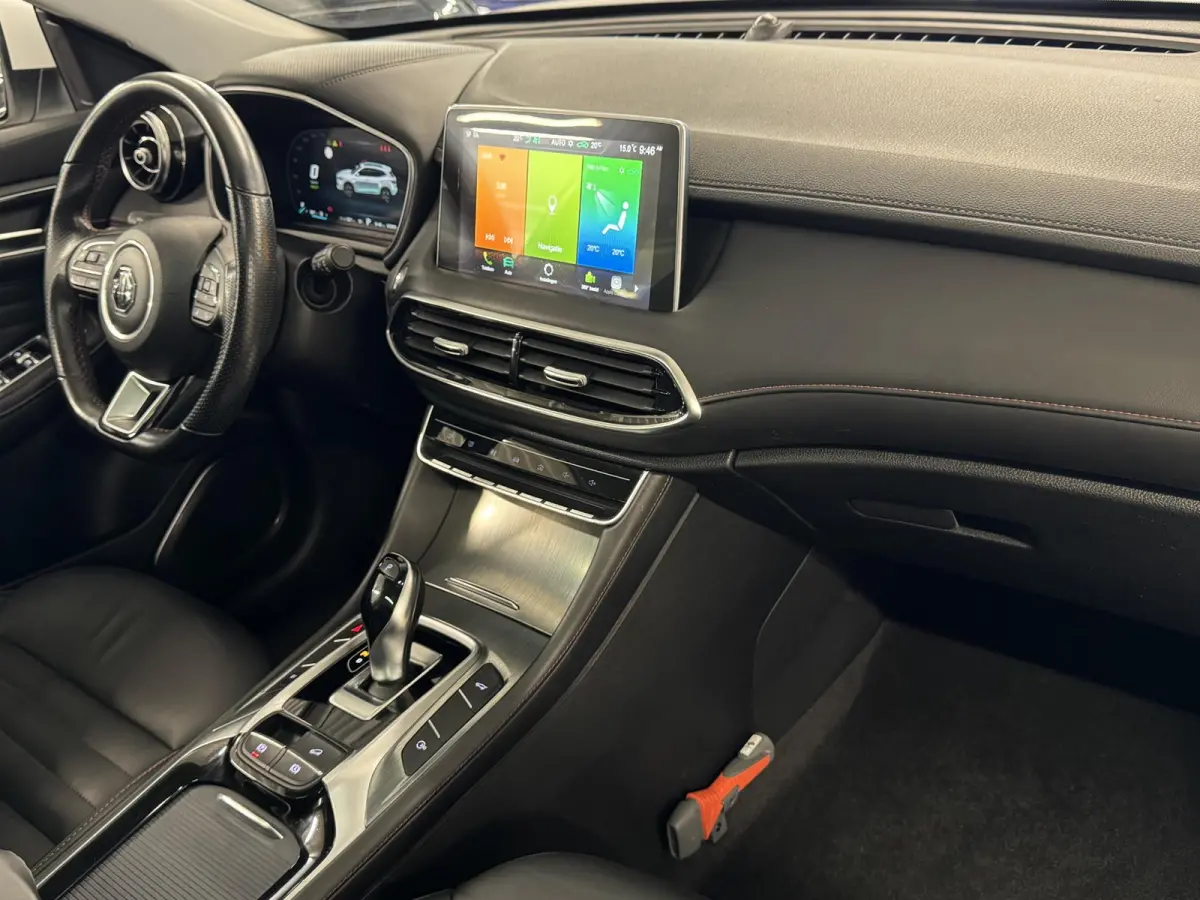 1.5 TGDI Luxury | Automaat | 360 Camera | Navi | Carplay | Pano | elektrische achterklep | ( Vestiging - Nieuwegein )