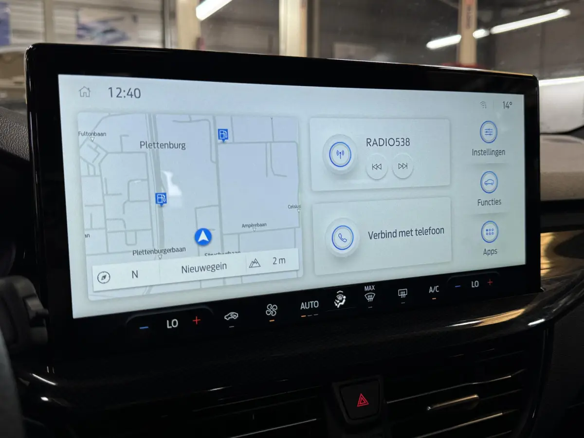 1.0 EcoBoost MildHybrid ST Line | ACC | Camera | Navi | Carplay | Clima | PDC voor + achter | Lm velgen | ( Vestiging - Vianen, 0347-371248 )