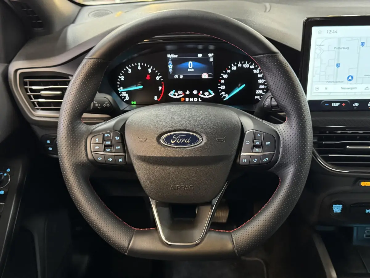 1.0 EcoBoost MildHybrid ST Line | ACC | Camera | Navi | Carplay | Clima | PDC voor + achter | Lm velgen | ( Vestiging - Vianen, 0347-371248 )