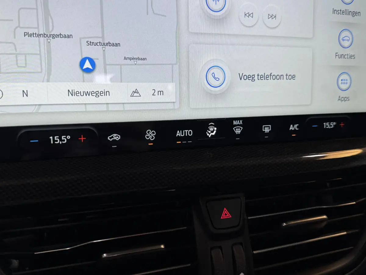 1.0 EcoBoost MildHybrid ST Line | ACC | Camera | Navi | Carplay | Clima | PDC voor + achter | Lm velgen | ( Vestiging - Vianen, 0347-371248 )