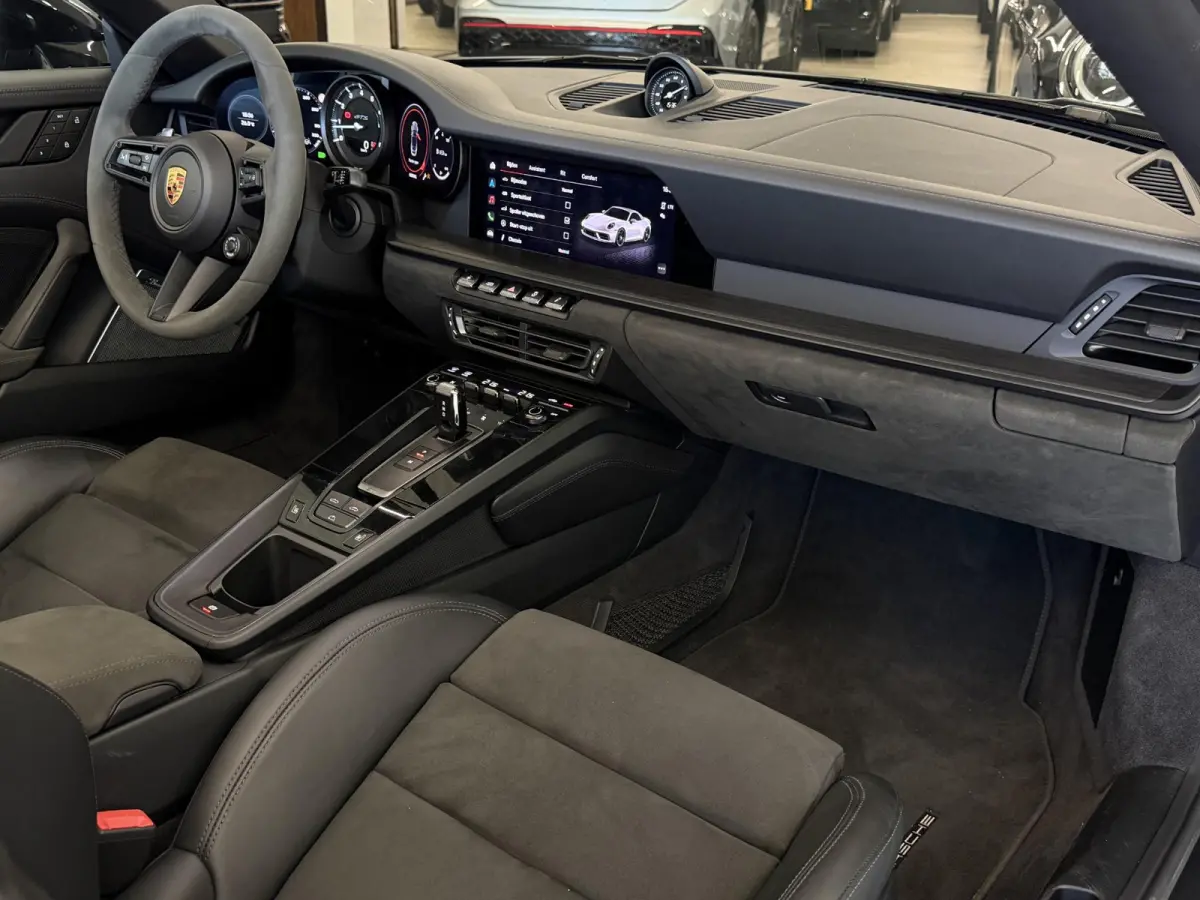 3.0 Carrera 4 GTS | Burmester | Lift | Sportchrono | Matrix-LED | 360 | Memory | Sport-Design ( Vestiging - Nieuwegein )