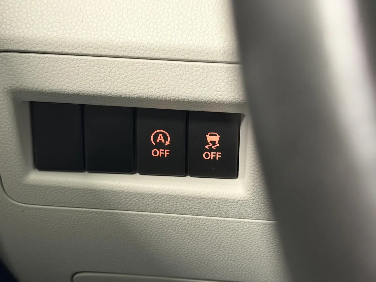 1.2 Smart Hybride Stijl Intro | Cruise | Navi | Carplay | Clima | Camera | Stoelverw. ( Hofplein Vianen- Tel 0347-371248 )