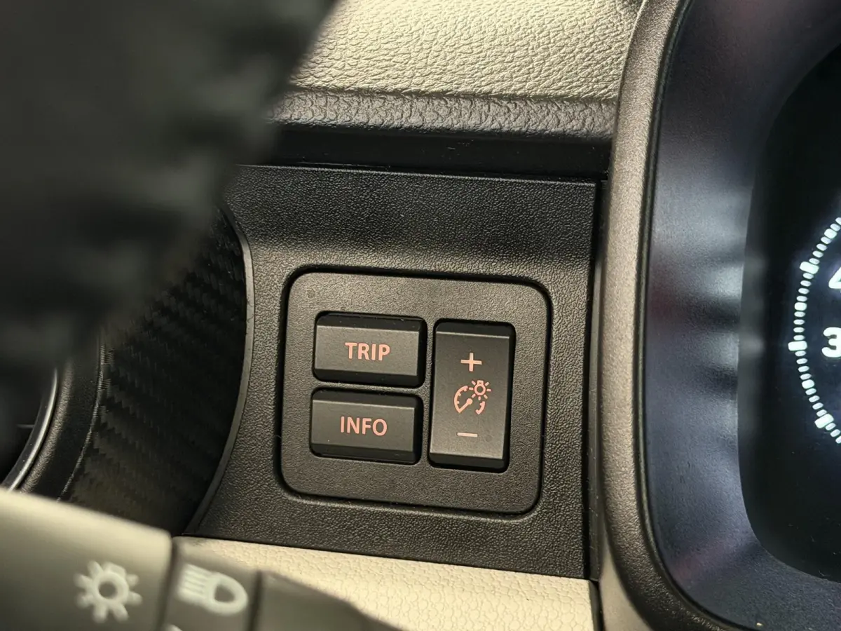 1.2 Smart Hybride Stijl Intro | Cruise | Navi | Carplay | Clima | Camera | Stoelverw. ( Hofplein Vianen- Tel 0347-371248 )