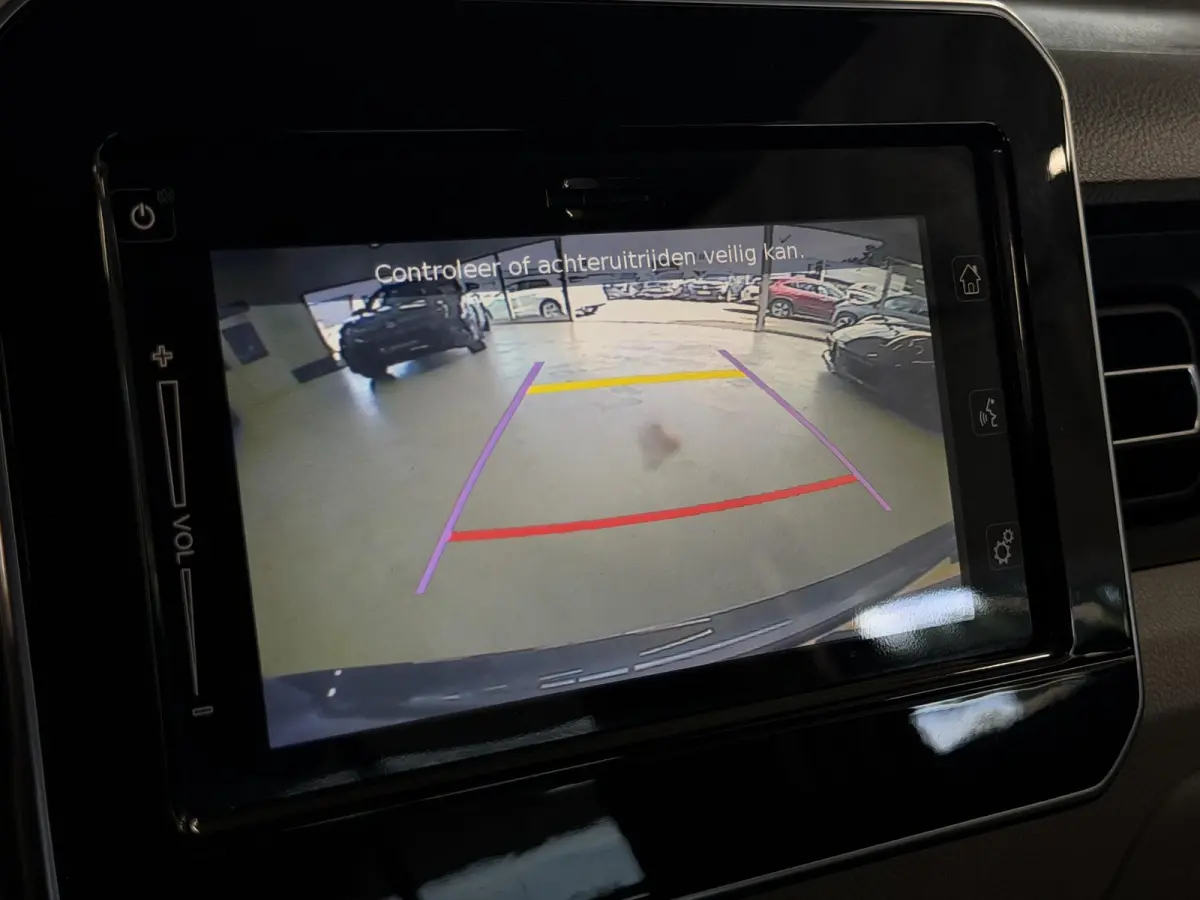 1.2 Smart Hybride Stijl Intro | Cruise | Navi | Carplay | Clima | Camera | Stoelverw. ( Hofplein Vianen- Tel 0347-371248 )