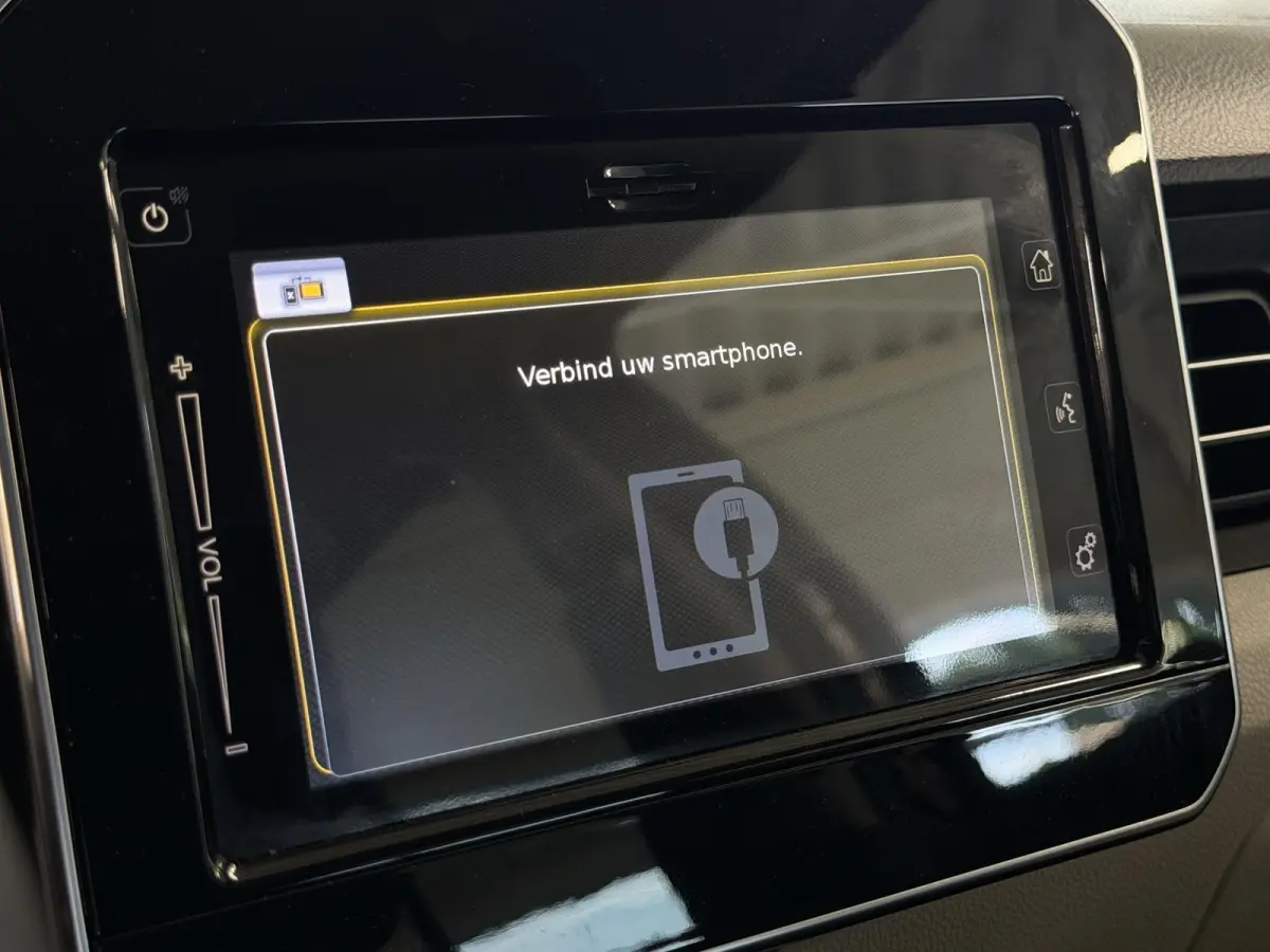 1.2 Smart Hybride Stijl Intro | Cruise | Navi | Carplay | Clima | Camera | Stoelverw. ( Hofplein Vianen- Tel 0347-371248 )