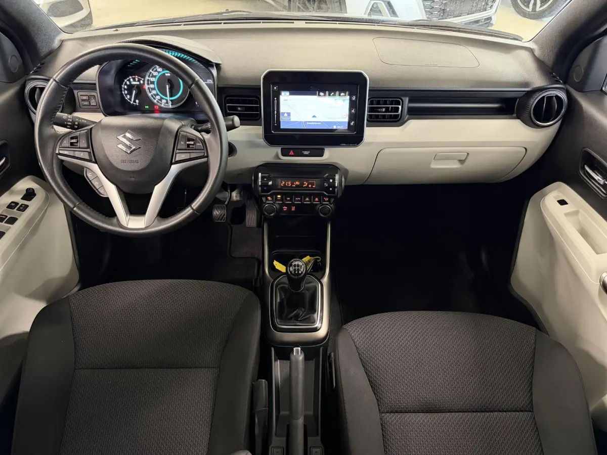 1.2 Smart Hybride Stijl Intro | Cruise | Navi | Carplay | Clima | Camera | Stoelverw. ( Hofplein Vianen- Tel 0347-371248 )