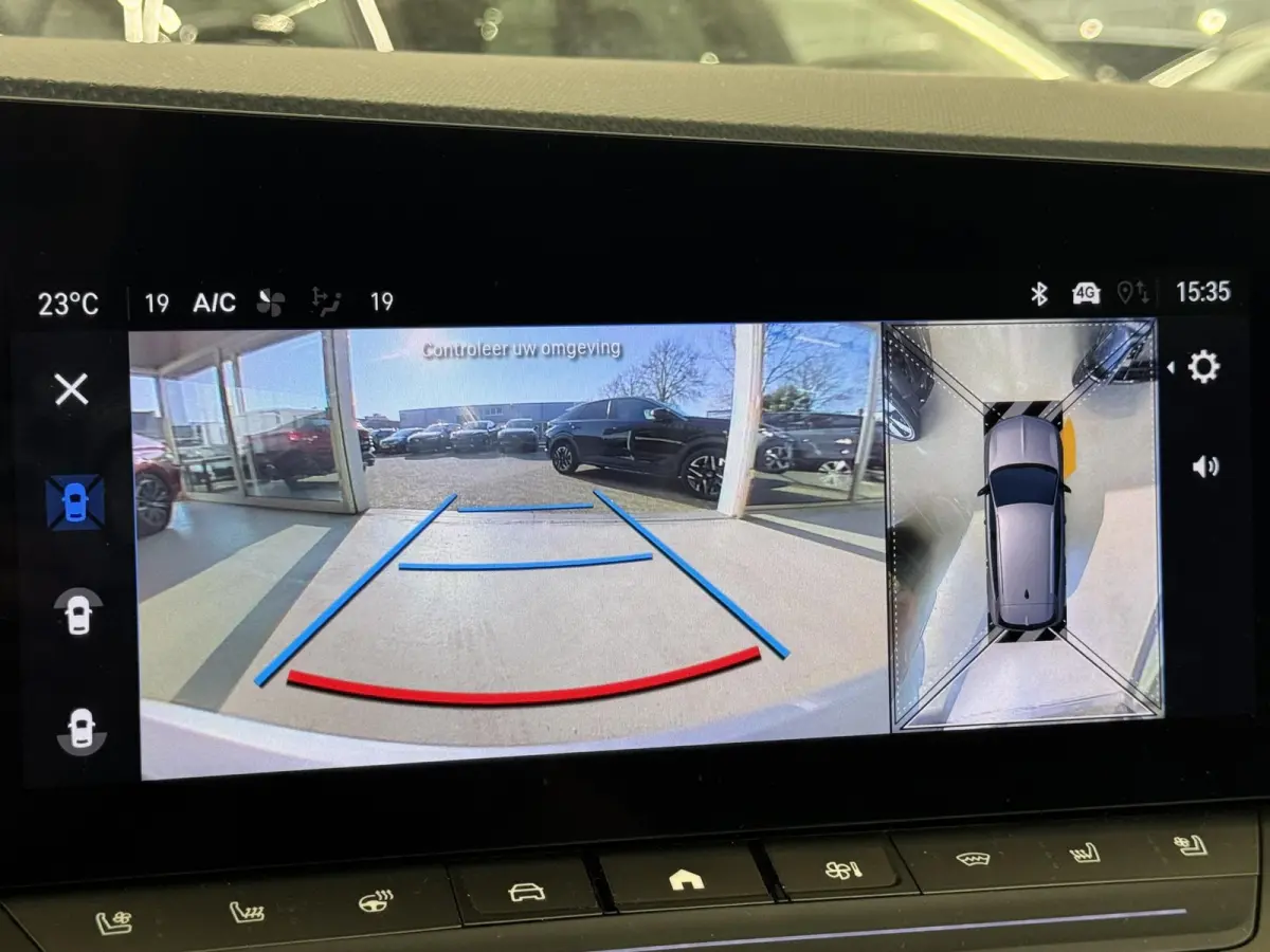 1.2 Turbo Ultimate | Panodak|  Navigatie | Airco-Ecc | Camera |Carplay | Stoelen-pakket |  | Dodehoek detectie | LM velgen | ( Vestiging - Vianen )