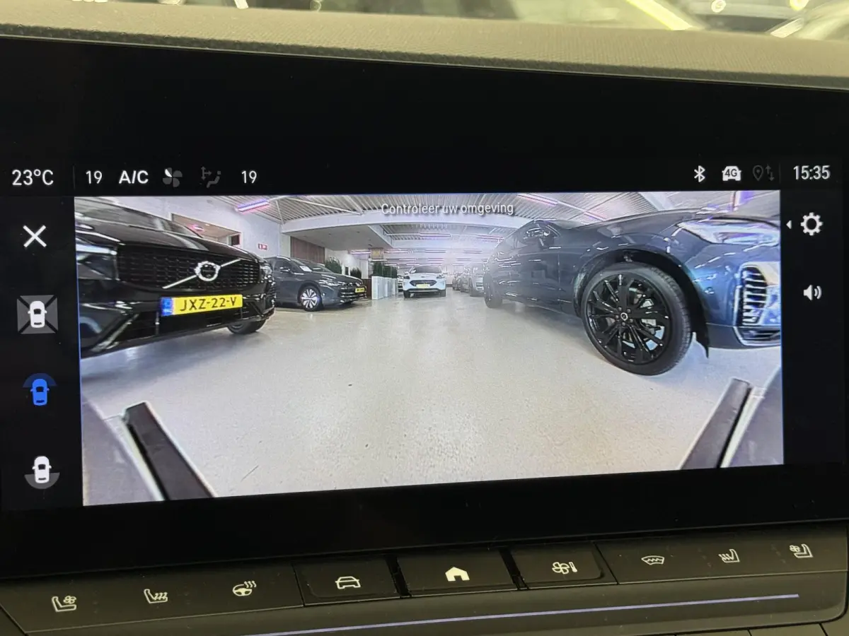 1.2 Turbo Ultimate | Panodak|  Navigatie | Airco-Ecc | Camera |Carplay | Stoelen-pakket |  | Dodehoek detectie | LM velgen | ( Vestiging - Vianen )