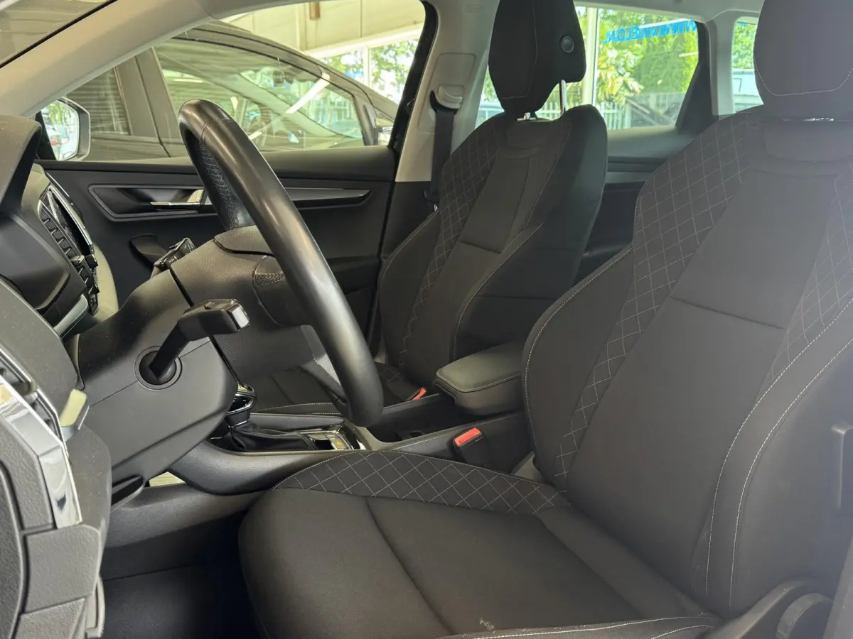 1.0 TSI Ambition | Automaat | Camera | Navi | Cruise | Clima | Elektrische achterklep | ( Vestiging - Nieuwegein )