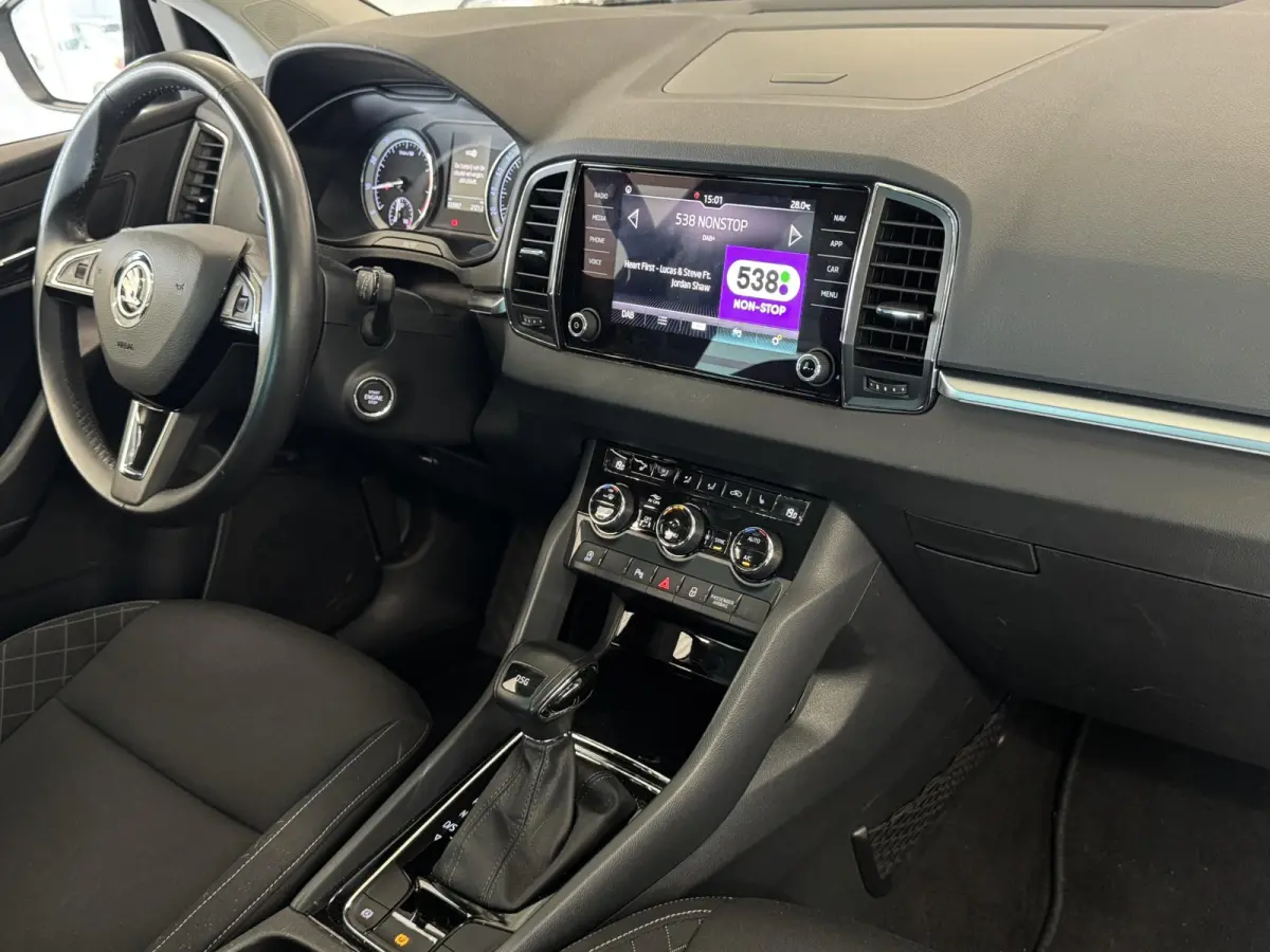 1.0 TSI Ambition | Automaat | Camera | Navi | Cruise | Clima | Elektrische achterklep | ( Vestiging - Nieuwegein )