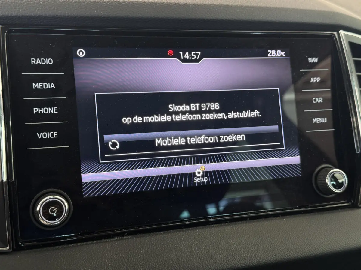 1.0 TSI Ambition | Automaat | Camera | Navi | Cruise | Clima | Elektrische achterklep | ( Vestiging - Nieuwegein )