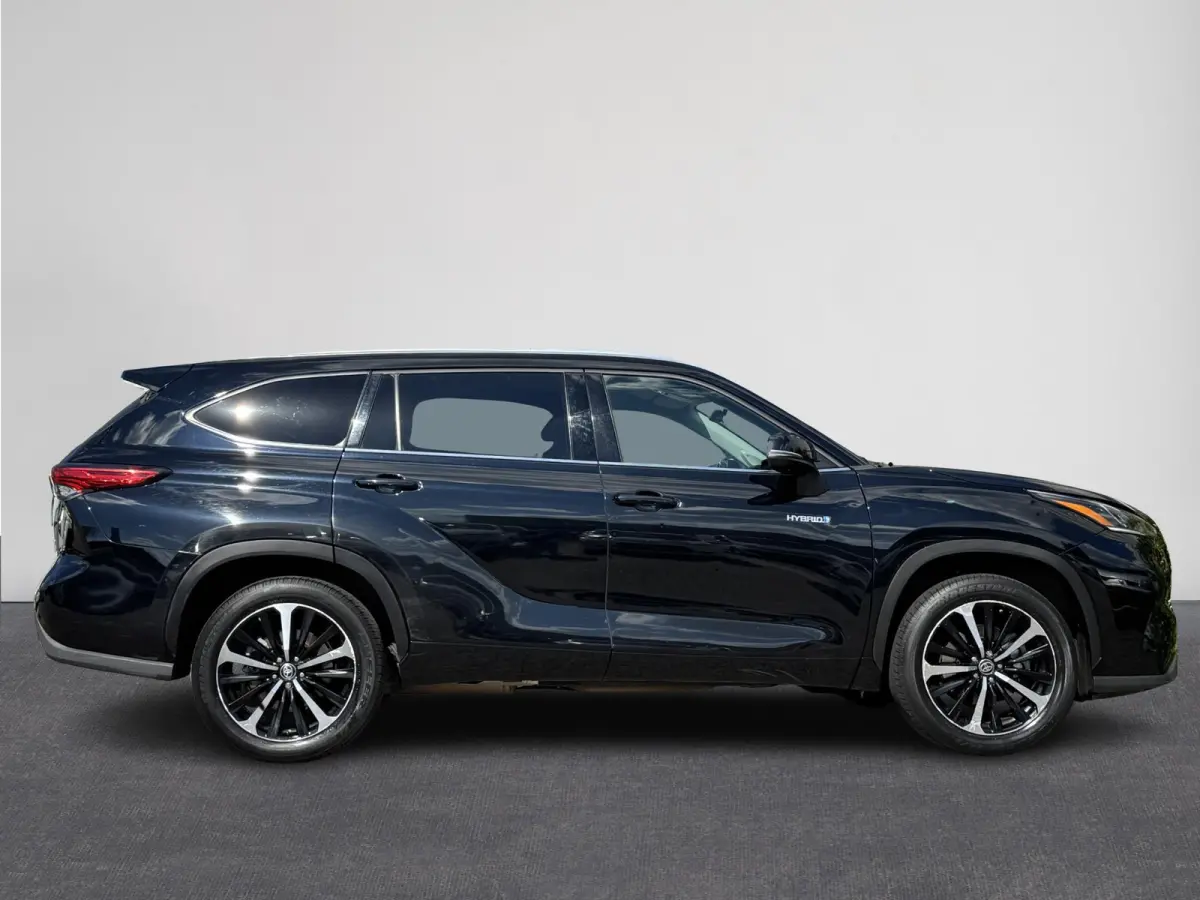 2.5 AWD Hybrid Premium | Navigatie | JBL-Audio | Parkeersensoren | Achterklep Elektrisch | ( Vestiging - Nieuwegein )