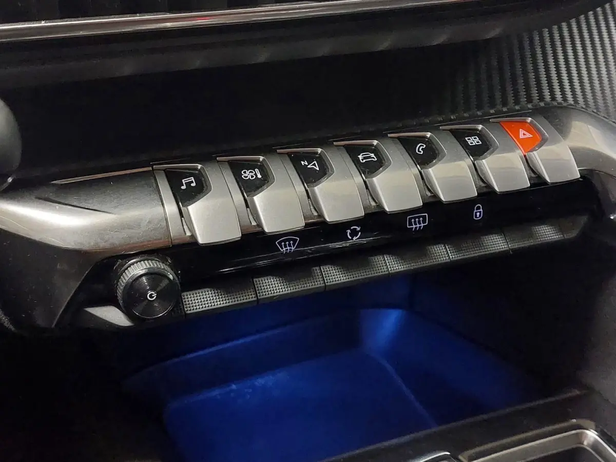1.2 PureTech Active | Nieuwe APK! | 131PK | Automaat | Navigatie | LM-Velgen | Airco-Ecc | Camera+PDC | LED ( Vestiging -Vianen )