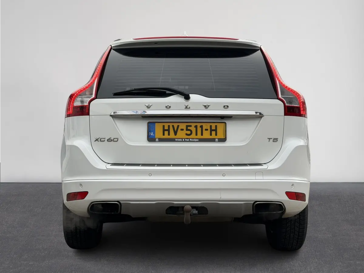 2.0 T5 FWD Summum | Pano | Harman Kardon | Leer | Camera | Stoelverw. | ACC ( Vestiging - Nieuwegein )