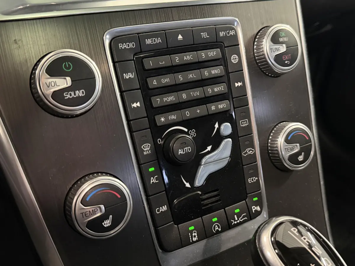 2.0 T5 FWD Summum | Pano | Harman Kardon | Leer | Camera | Stoelverw. | ACC ( Vestiging - Nieuwegein )