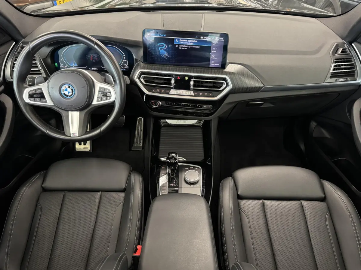 xDrive30e High Executive | M Sport | Pano | Camera | Navi | Leer | Elektr. Stoel + Memory | Navi ( Vestiging - Vianen )