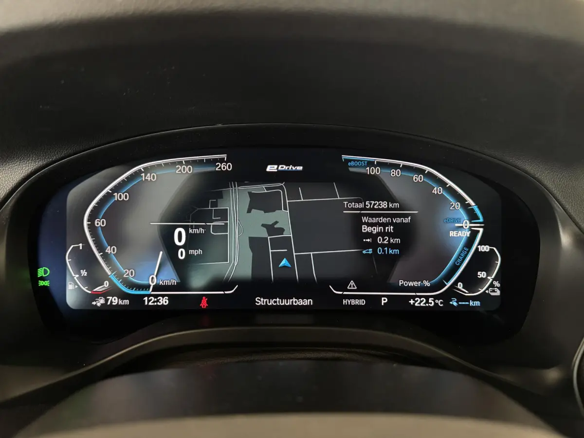 xDrive30e High Executive | M Sport | Pano | Camera | Navi | Leer | Elektr. Stoel + Memory | Navi ( Vestiging - Vianen )