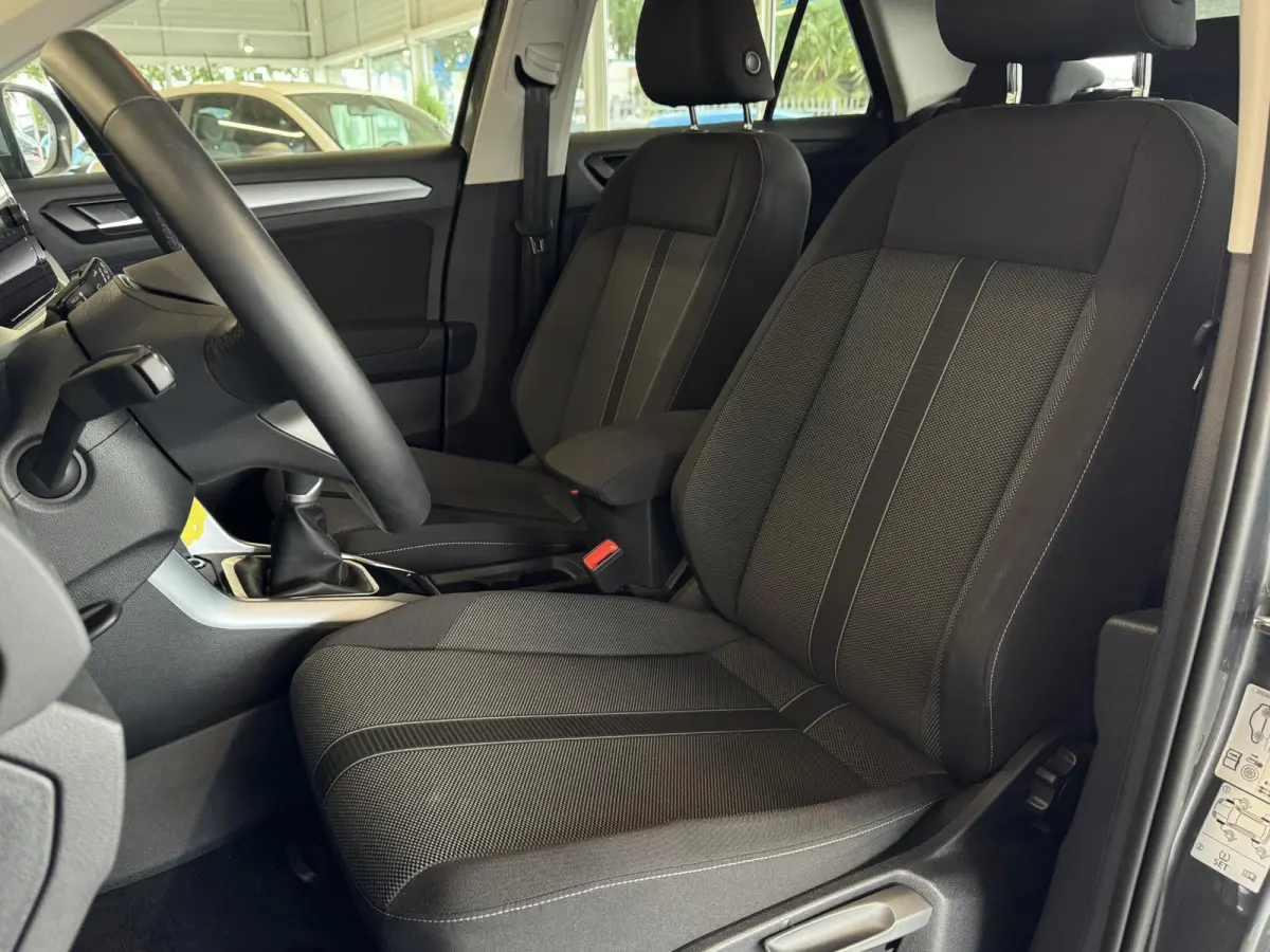 1.0 TSI Life | Clima | Carplay | PDC voor + achter | LM velgen | ( Vestiging - Nieuwegein )