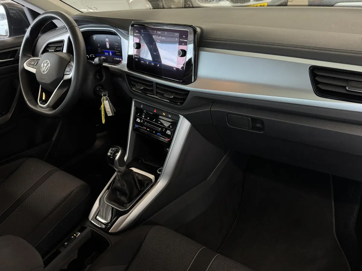 1.0 TSI Life | Clima | Carplay | PDC voor + achter | LM velgen | ( Vestiging - Nieuwegein )
