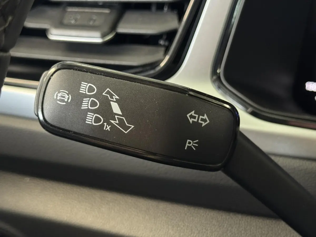 1.0 TSI Life | Clima | Carplay | PDC voor + achter | LM velgen | ( Vestiging - Nieuwegein )