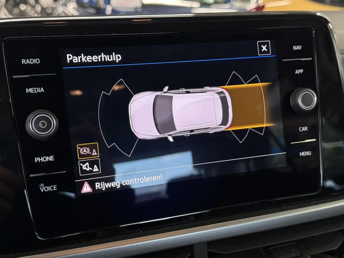 1.0 TSI Life | Clima | Carplay | PDC voor + achter | LM velgen | ( Vestiging - Nieuwegein )