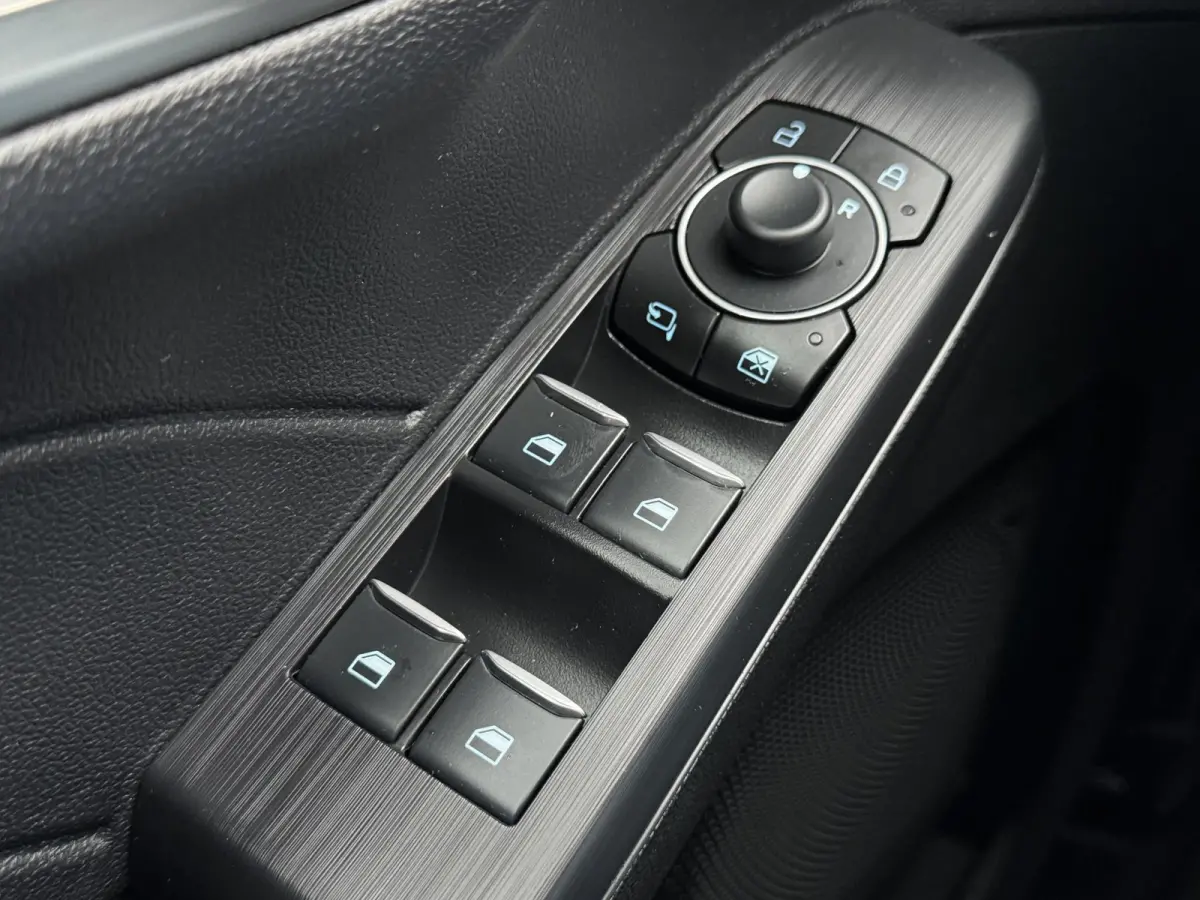 2.5 PHEV Titanium | Winterpakket | Navi | Camera | Clima | Cruise Control ( Vestiging - Nieuwegein )