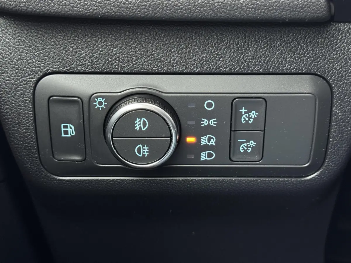 2.5 PHEV Titanium | Winterpakket | Navi | Camera | Clima | Cruise Control ( Vestiging - Nieuwegein )
