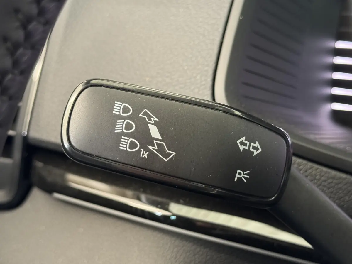 1.5 TSI Sportline | Pano | Clima | Stuur/Stoelverwarming | Cruise | Carplay | Navi | ( Vestiging - Nieuwegein)