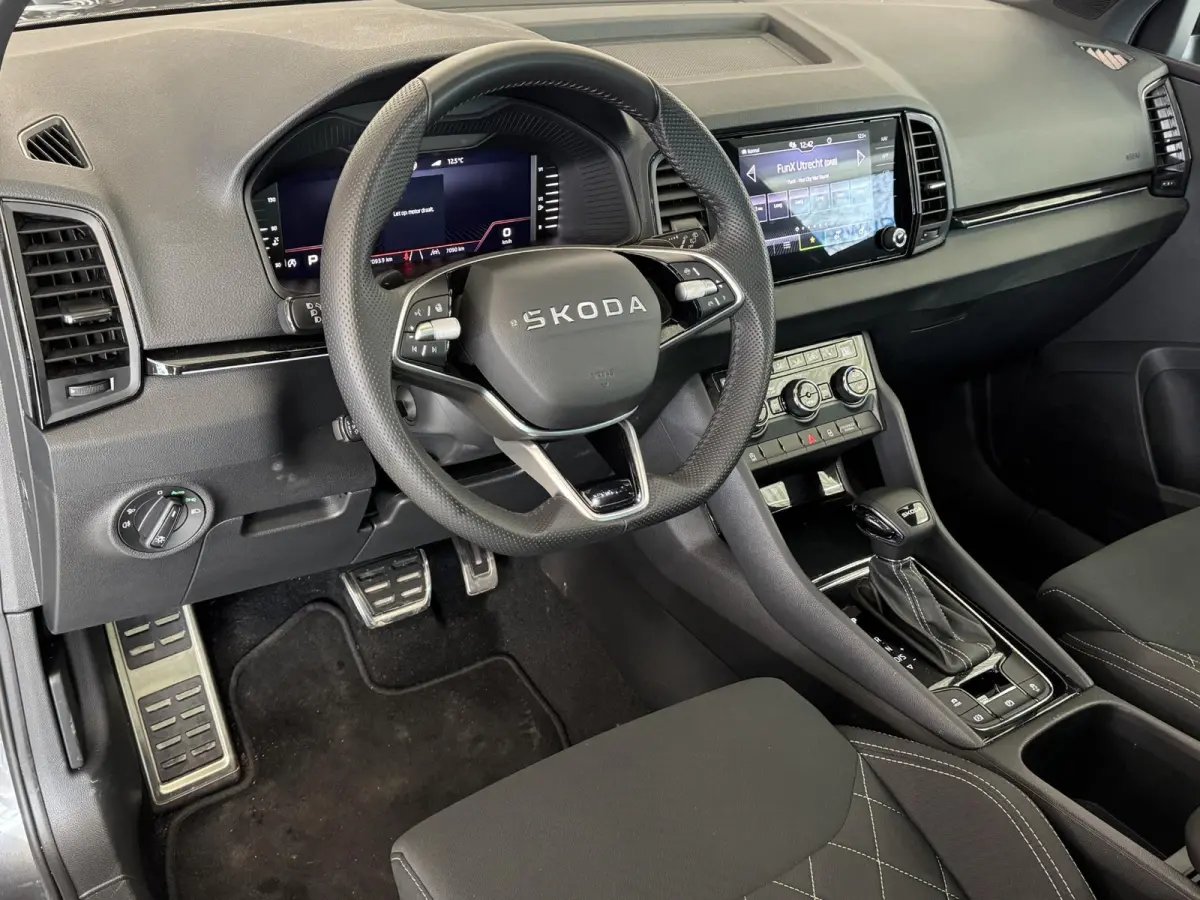 1.5 TSI Sportline | Pano | Clima | Stuur/Stoelverwarming | Cruise | Carplay | Navi | ( Vestiging - Nieuwegein)