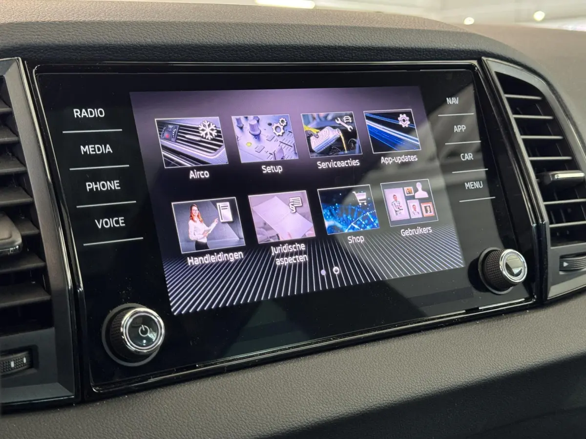 1.5 TSI Sportline | Pano | Clima | Stuur/Stoelverwarming | Cruise | Carplay | Navi | ( Vestiging - Nieuwegein)