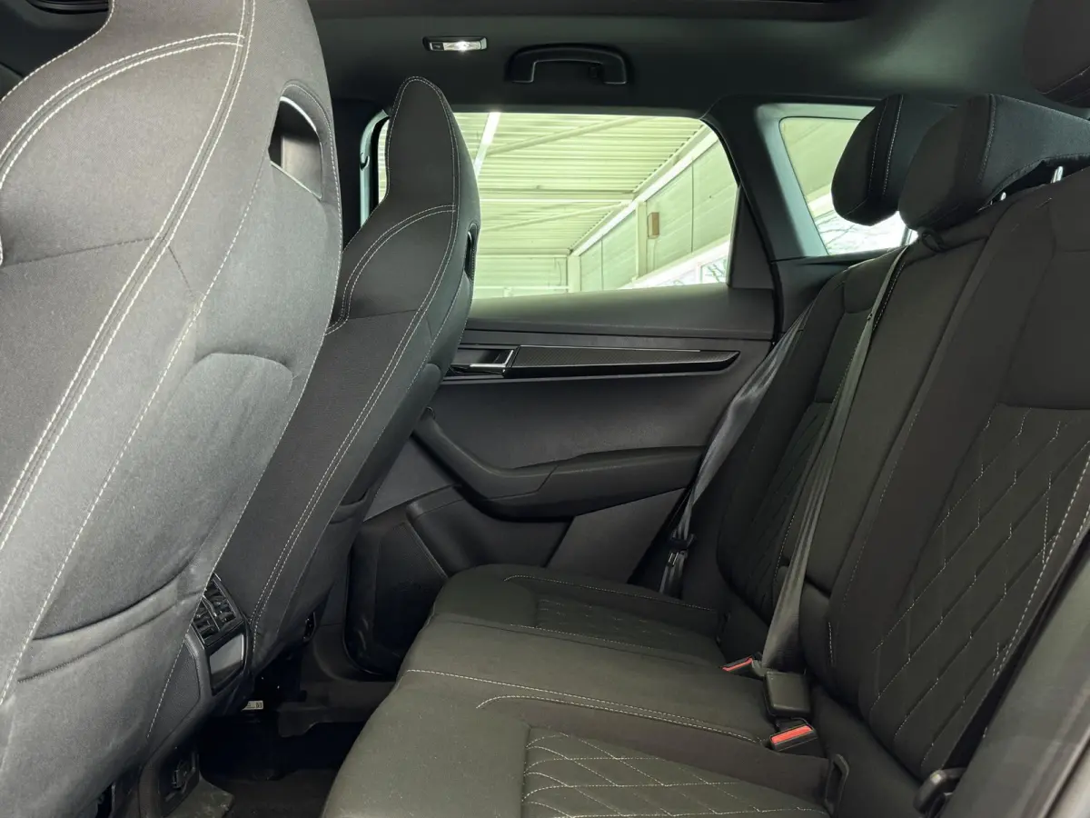 1.5 TSI Sportline | Pano | Clima | Stuur/Stoelverwarming | Cruise | Carplay | Navi | ( Vestiging - Nieuwegein)