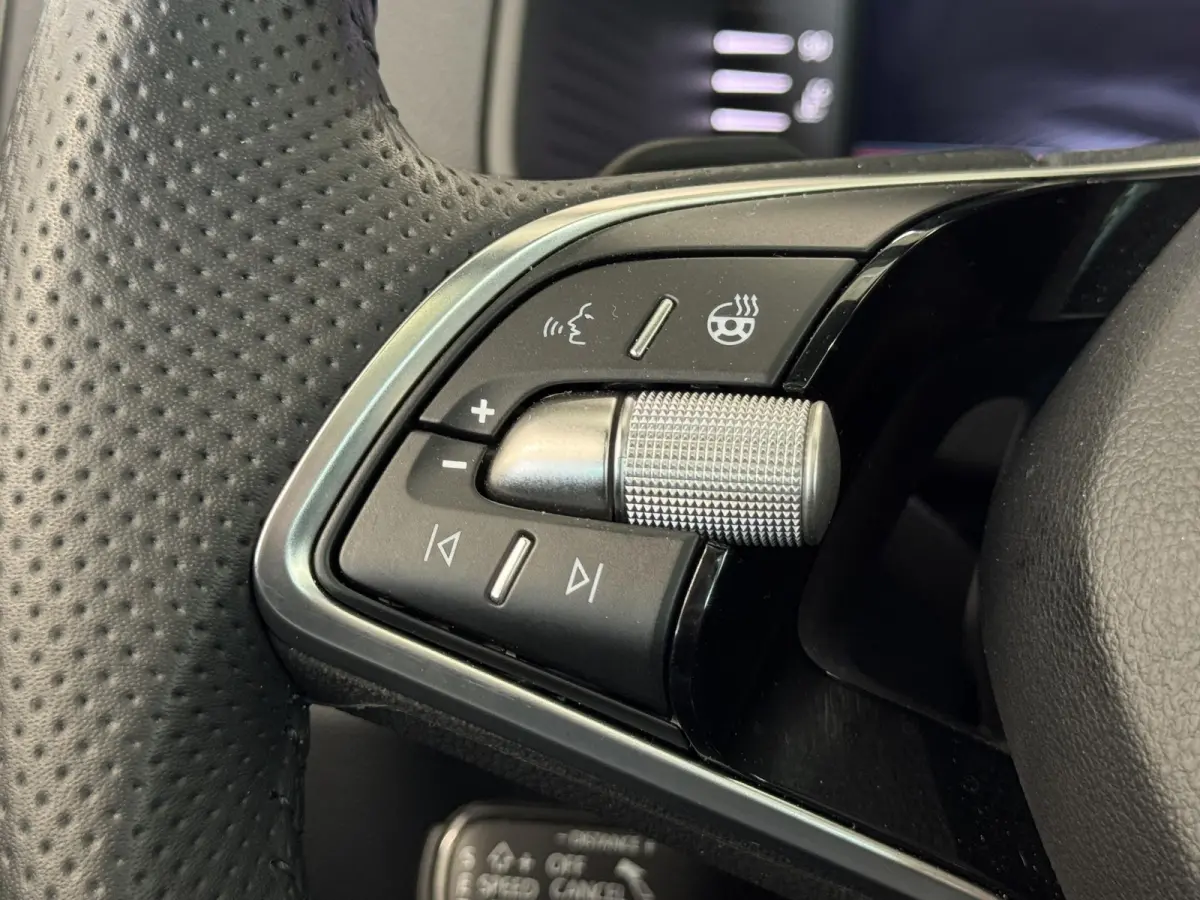 1.5 TSI Sportline | Pano | Clima | Stuur/Stoelverwarming | Cruise | Carplay | Navi | ( Vestiging - Nieuwegein)