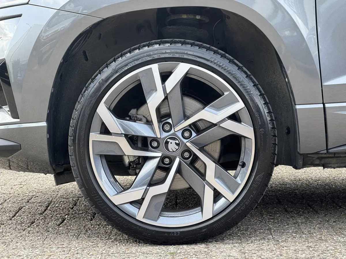 1.5 TSI Sportline | Pano | Clima | Stuur/Stoelverwarming | Cruise | Carplay | Navi | ( Vestiging - Nieuwegein)