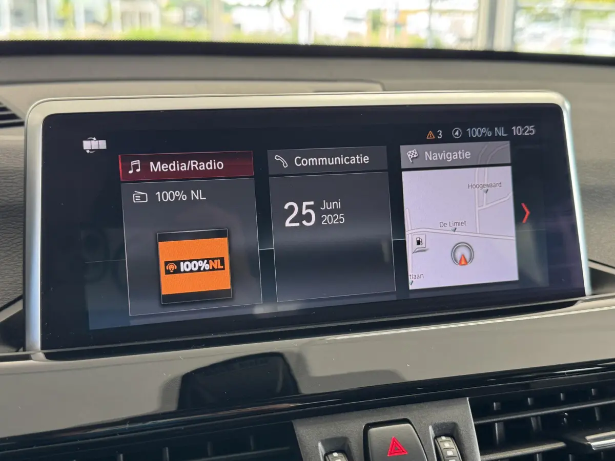 sDrive18iA High Executive | Cruise Control | Camera | Navigatie | Stoelverwarming | LM-Velgen | Climate Control | Elektrisch bedienbare Achterklep | PDC | LED Verlichting ( Vestiging - Viane