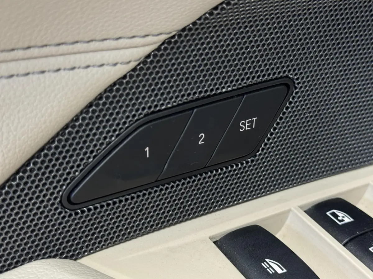 420i High Executive | M Sport | HK| NL Auto | Laser | HUD| ACC | Stoel + Stuurwielverw. | Carplay | Navi | Lm velgen ( Vestiging - Nieuwegein )