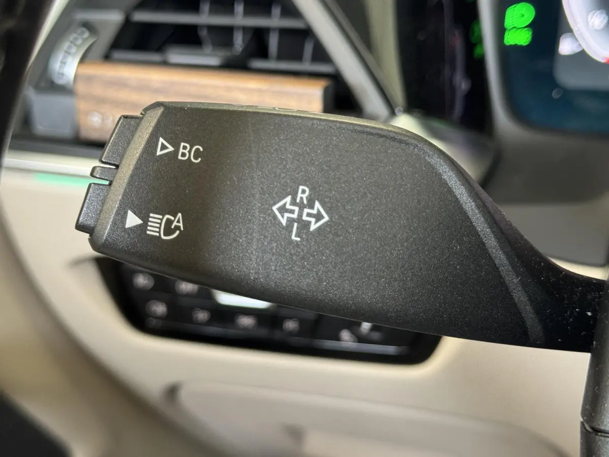 420i High Executive | M Sport | HK| NL Auto | Laser | HUD| ACC | Stoel + Stuurwielverw. | Carplay | Navi | Lm velgen ( Vestiging - Nieuwegein )