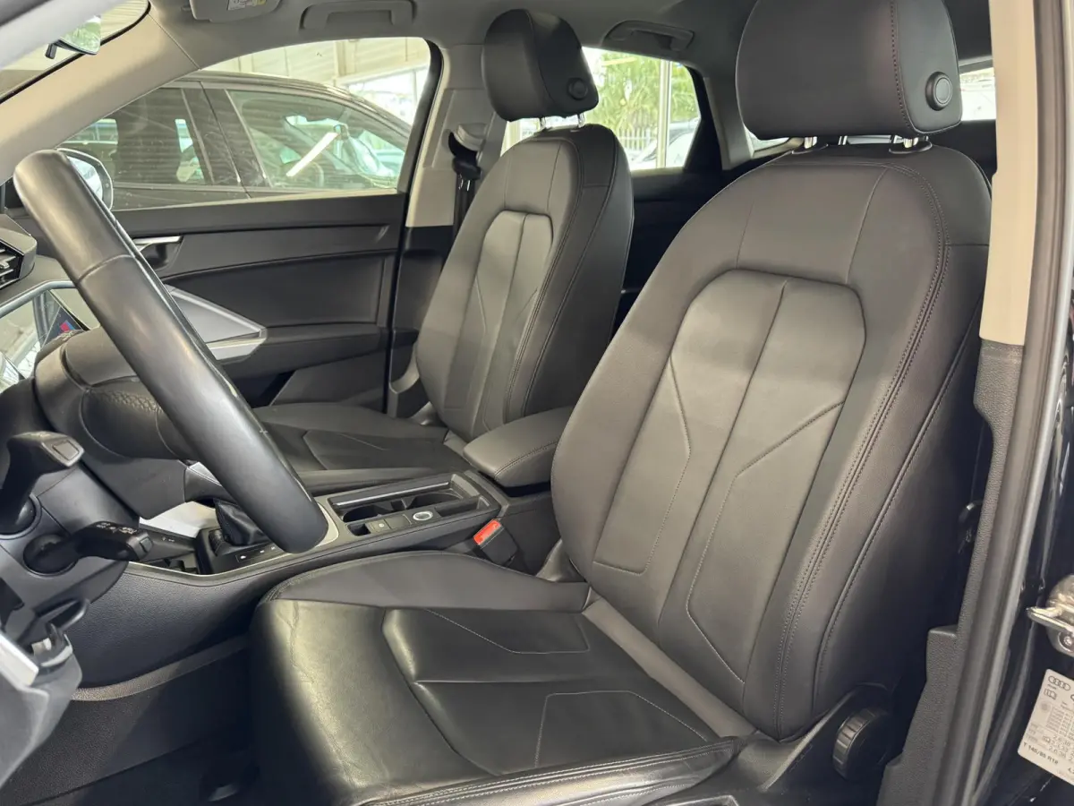 35 TFSI S Edition | Automaat | Cruise | Elektrische ramen | Stoel verwarming | Navi | Pano | ( Vestiging - Vianen )