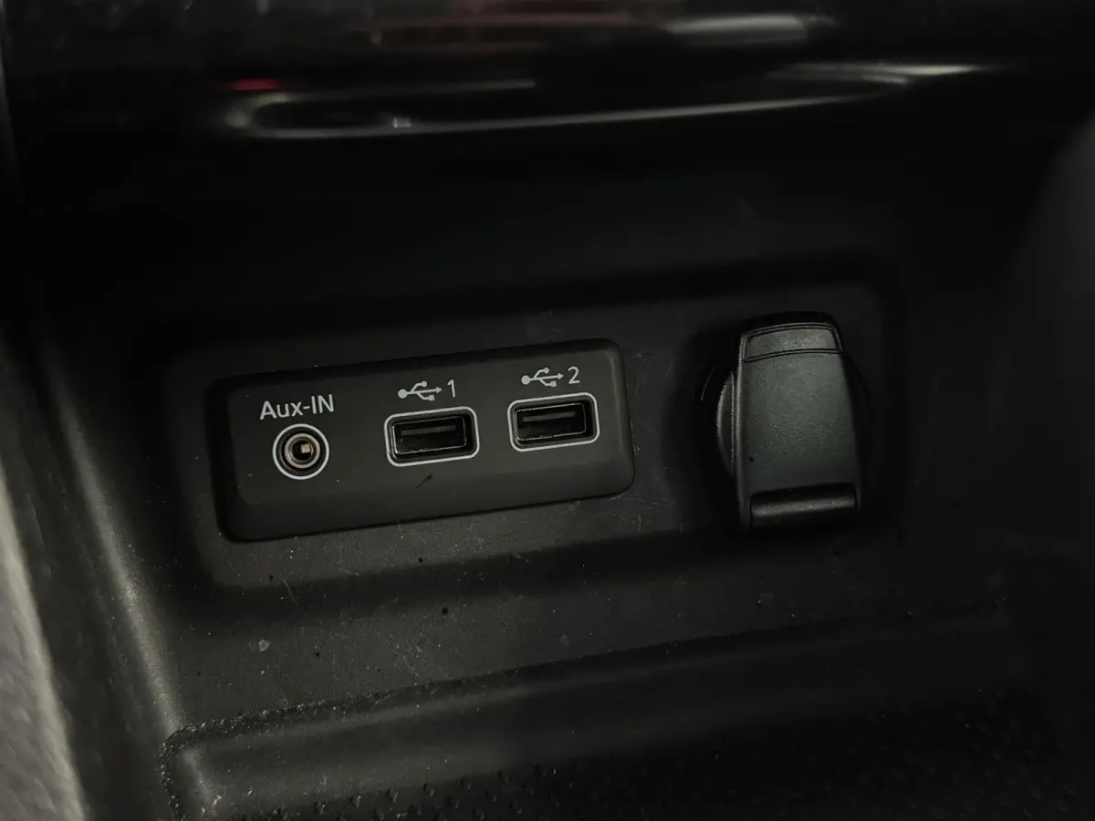 1.3 TCe Intens | Automaat | PDC | Airco | Bluetooth | Cruise | Navi | ( Vestiging - Vianen )