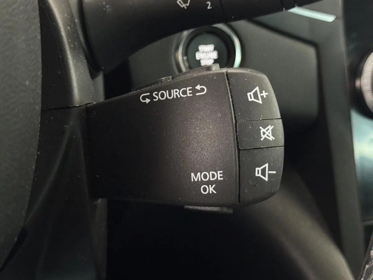 1.3 TCe Intens | Automaat | PDC | Airco | Bluetooth | Cruise | Navi | ( Vestiging - Vianen )