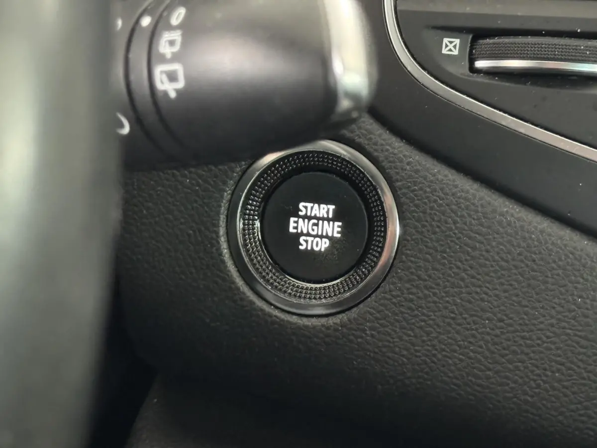1.3 TCe Intens | Automaat | PDC | Airco | Bluetooth | Cruise | Navi | ( Vestiging - Vianen )
