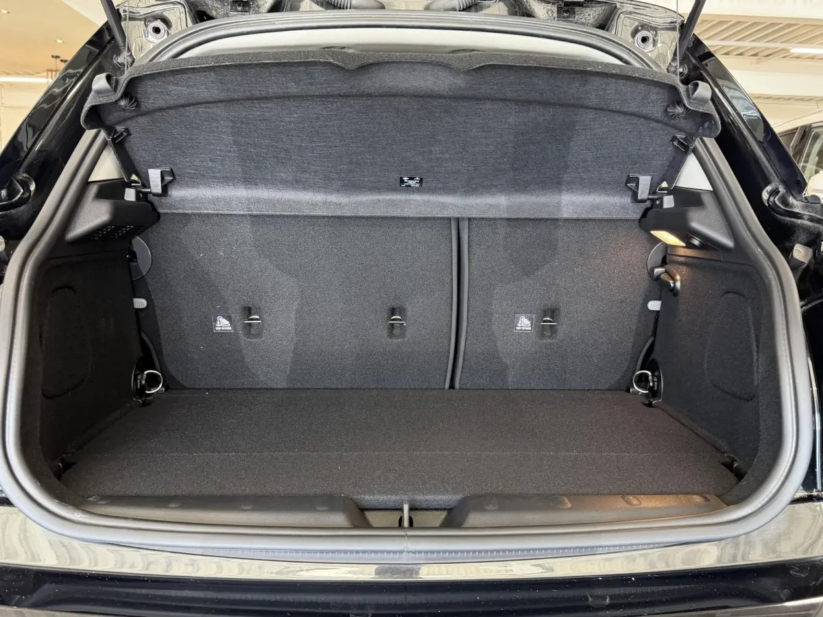 1.5 Cooper Yours | Pano | Leer | Stoelverw. | HUD | Navi | LED | Camera ( Vestiging - Nieuwegein )