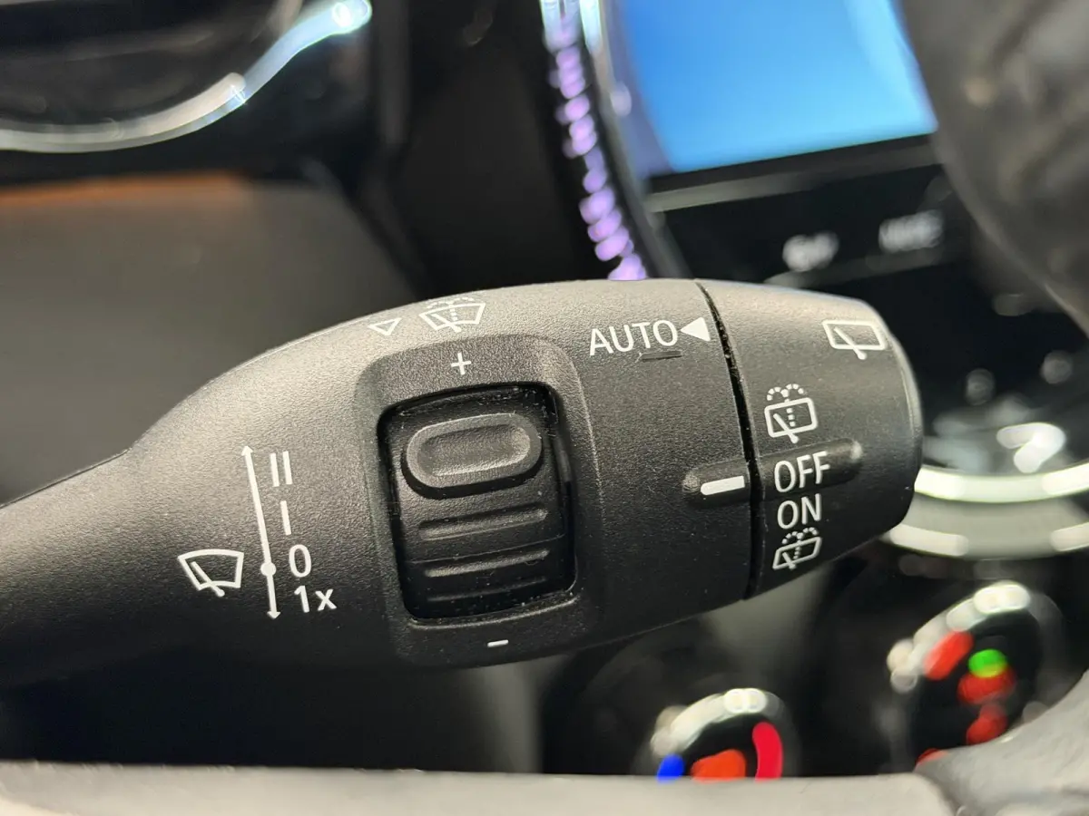 1.5 Cooper Yours | Pano | Leer | Stoelverw. | HUD | Navi | LED | Camera ( Vestiging - Nieuwegein )