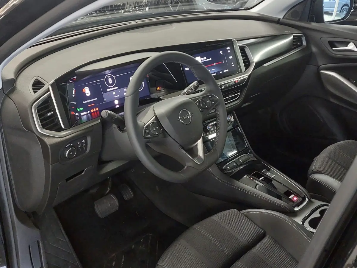 1.2 Turbo GS | Automaat | Camera | Carplay | Airco | Navi | LM velgen | Stuur - Stoelverwarming | ( Vestiging - Nieuwegein )
