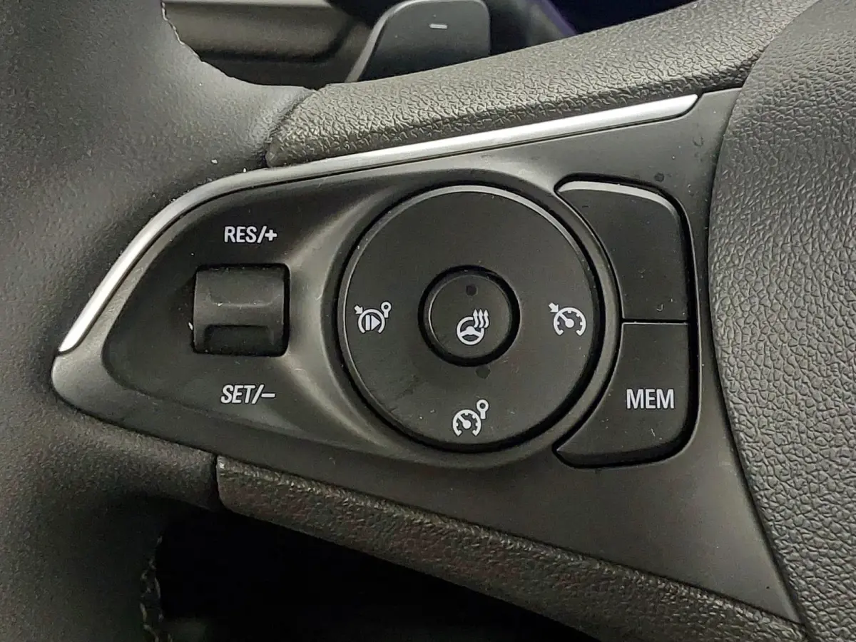 1.2 Turbo GS | Automaat | Camera | Carplay | Airco | Navi | LM velgen | Stuur - Stoelverwarming | ( Vestiging - Nieuwegein )